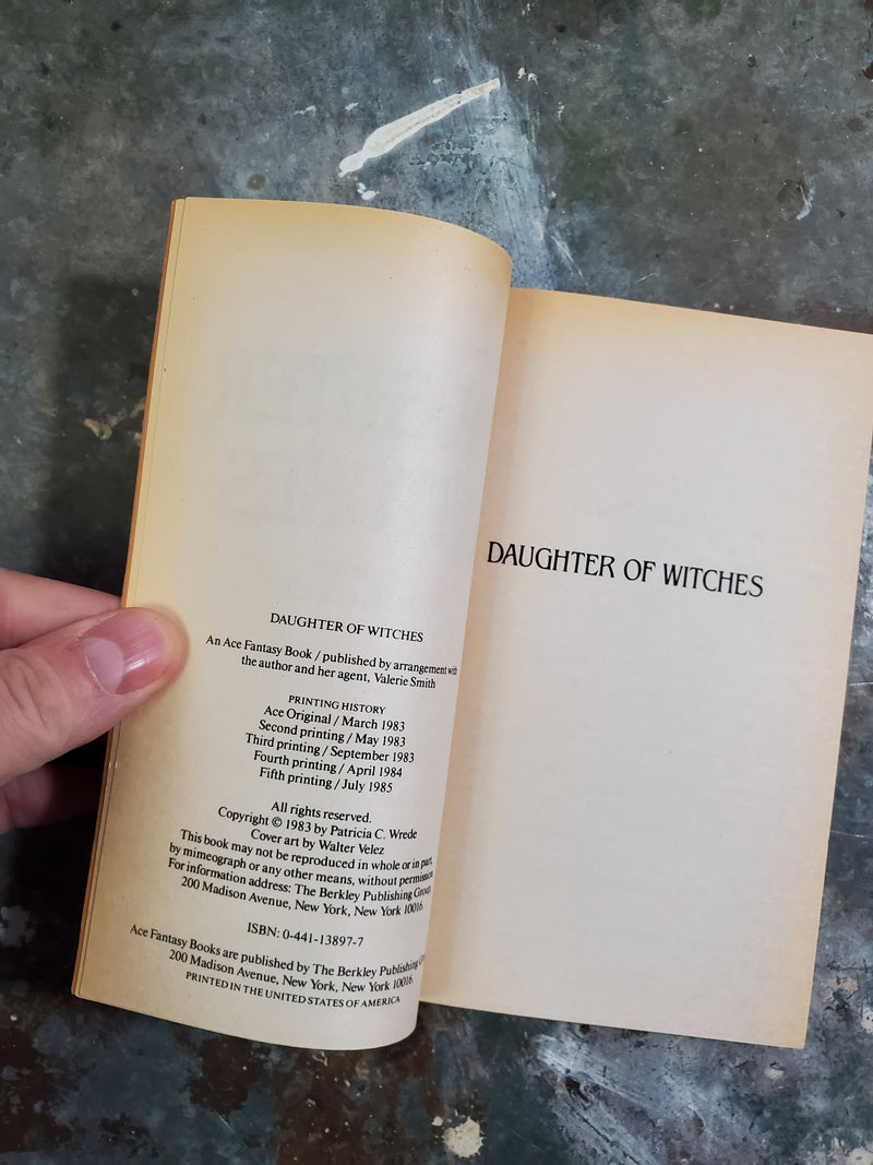 Daughter Of Witches - Patricia C. Wrede