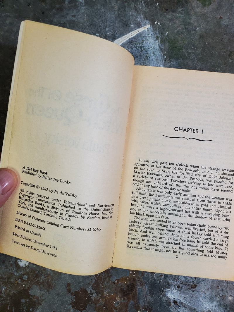 The Curse Of The Witch Queen - Paula Volsky