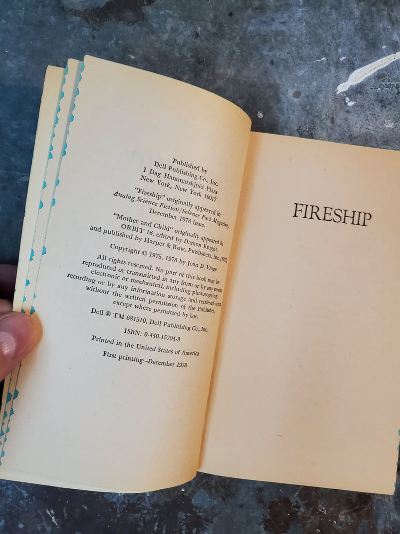 Fireship - Joan D. Vinge