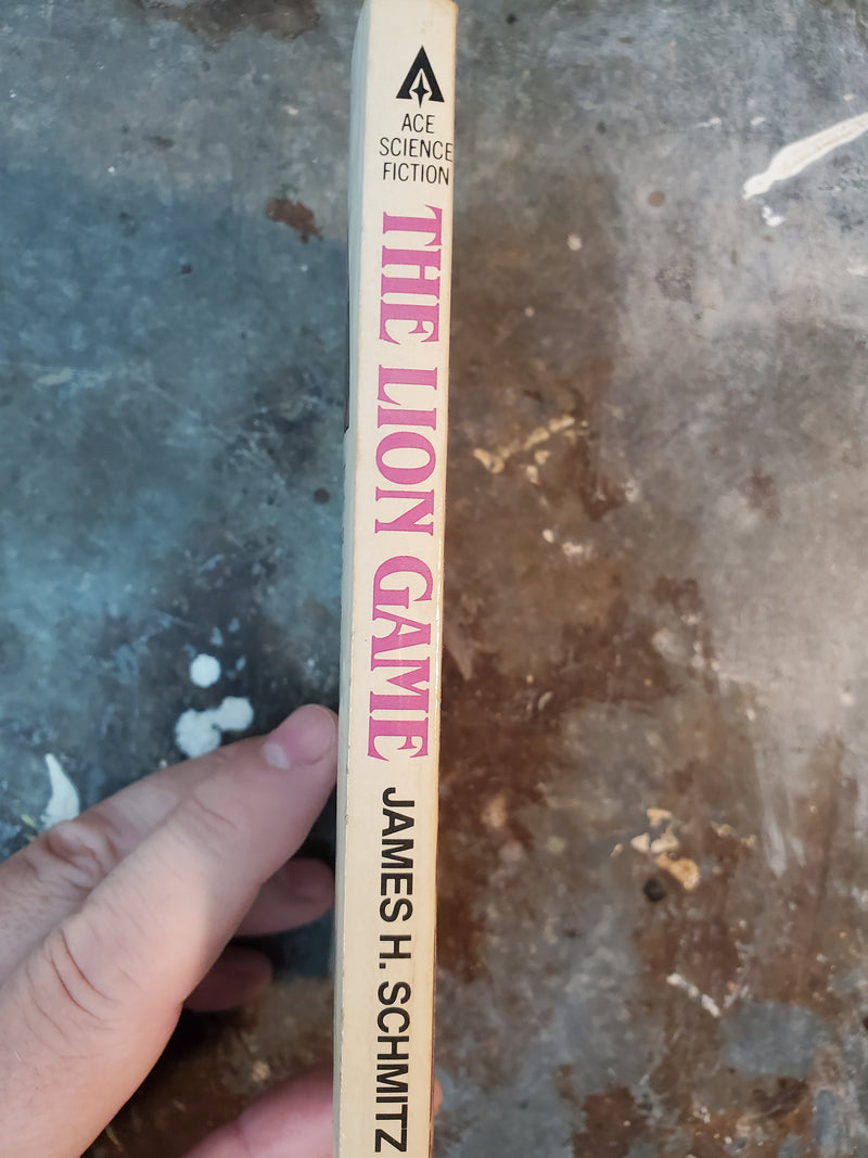 The Lion Game - James H. Schmitz