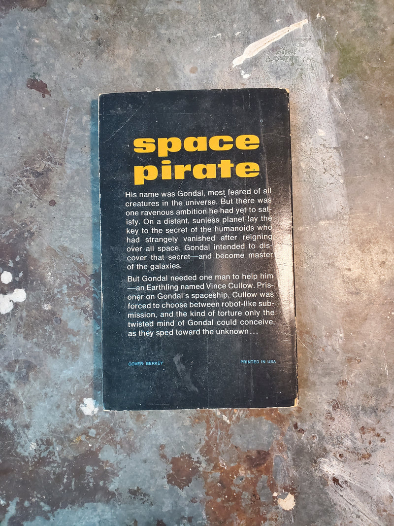 Secret Of The Sunless World - Carroll M. Capps