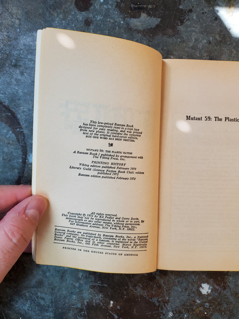 Mutant 59: The Plastic-Eaters - Kit Pedler & Gerry Davis