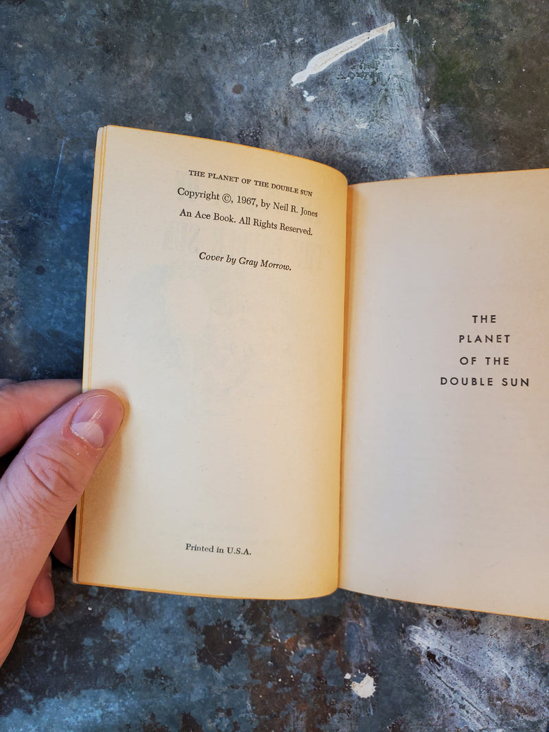 The Planet Of The Double Sun - Neil R. Jones