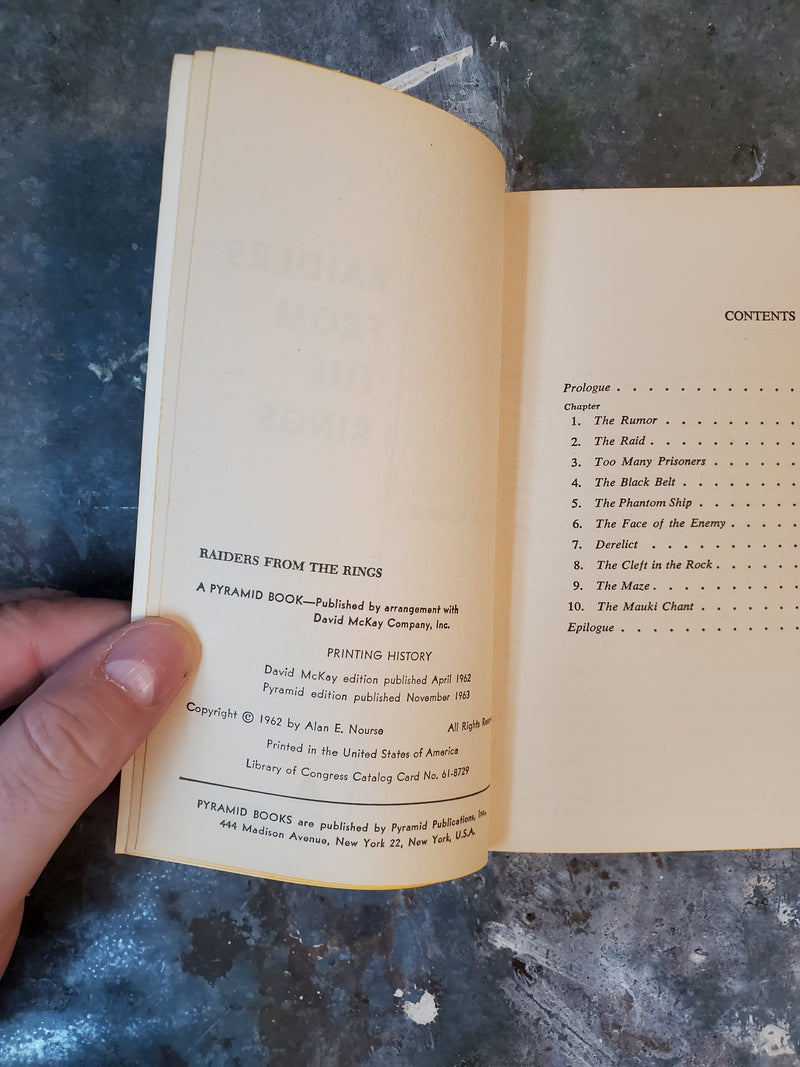 Raiders From The Rings - Alan E. Nourse