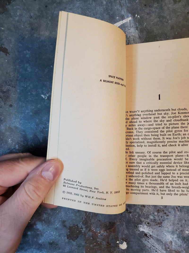 Space Platform - Murray Leinster