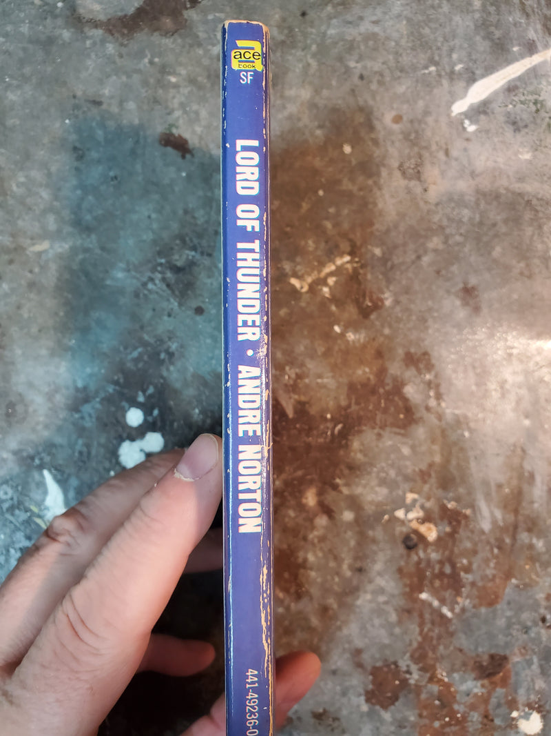Lord Of Thunder - Andre Norton