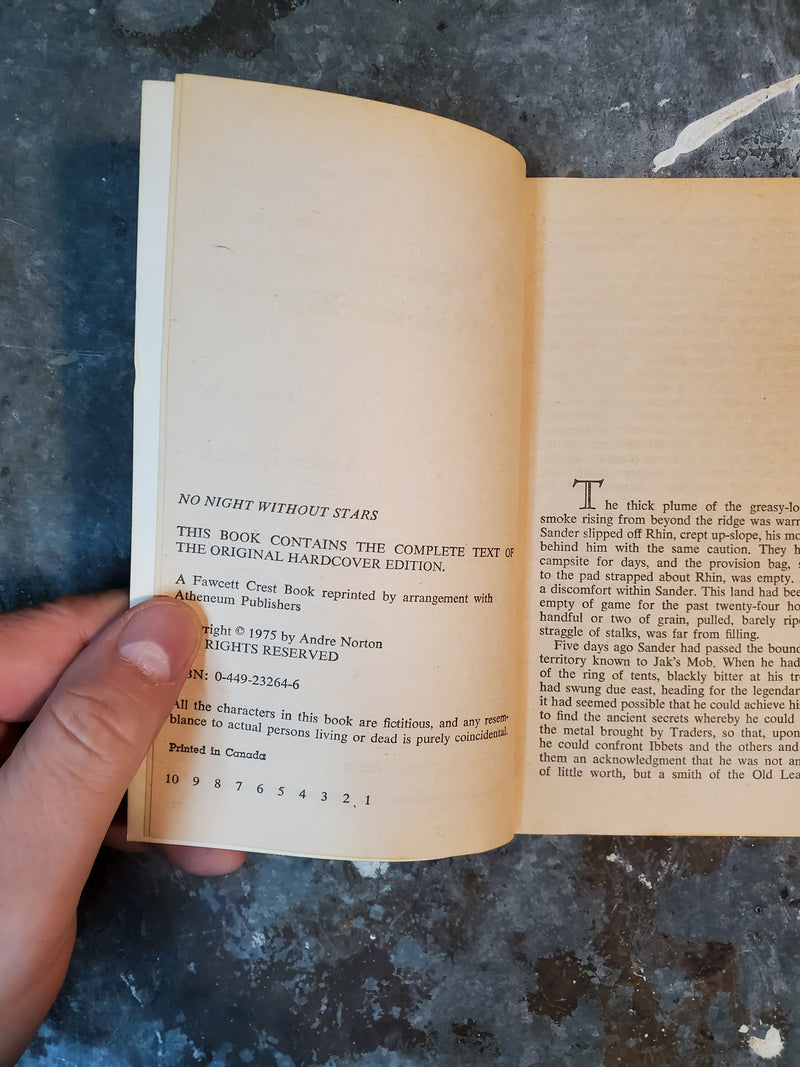 No Night Without Stars - Andre Norton