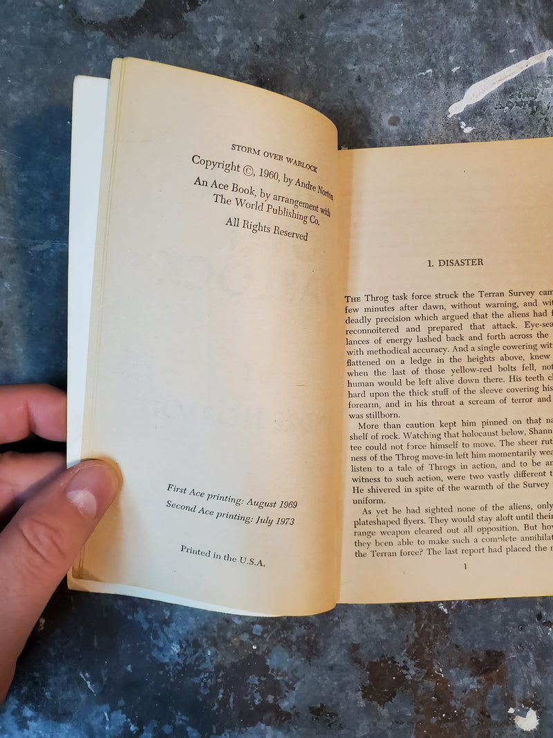 Storm Over Warlock - Andre Norton