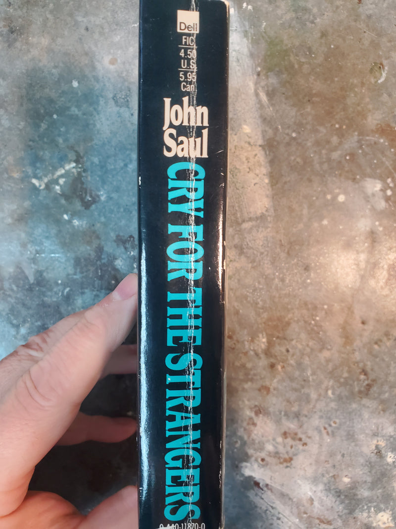 Cry For The Strangers - John Saul