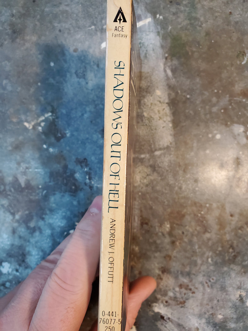 Shadows Out Of Hell - Andrew J. Offutt