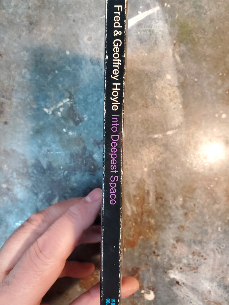 Into Deepest Space - Fred & Geoffrey Hoyle