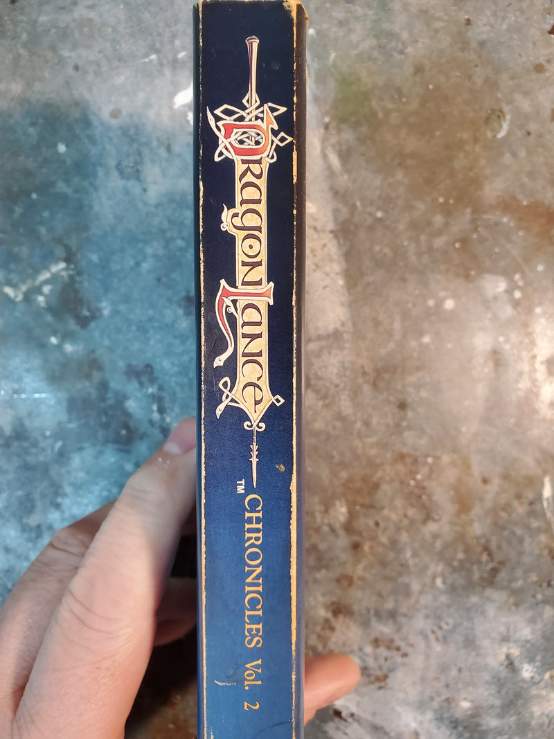 DragonLance Chronicles Vol 2: Dragons Of Winter Night - Margaret Weis & Tracy Hickman