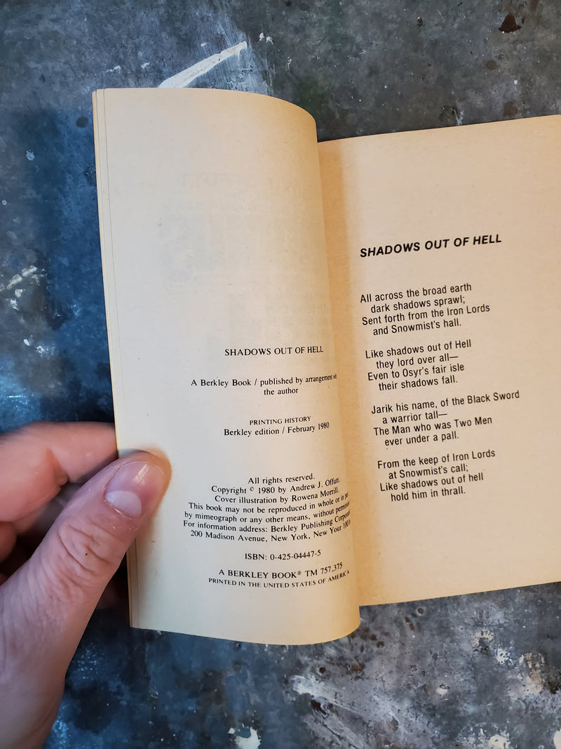 Shadows Out Of Hell - Andrew J. Offutt