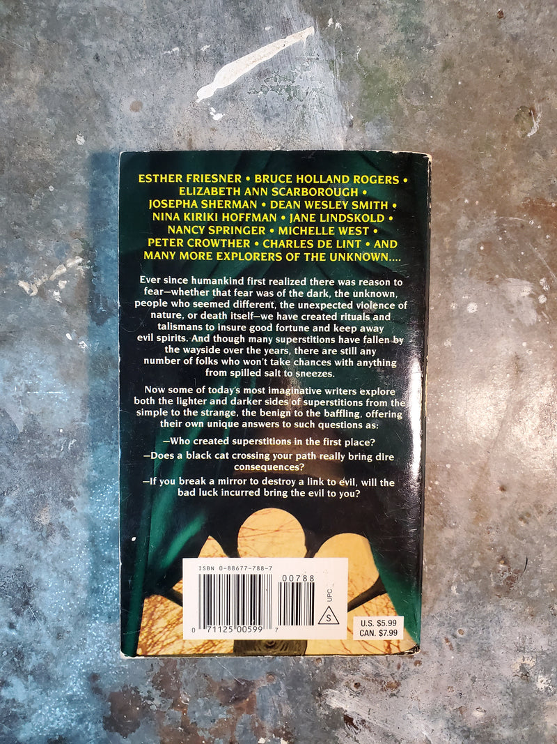 Black Cats And Broken Mirrors - Martin H. Greenberg & John Helfers (editors)