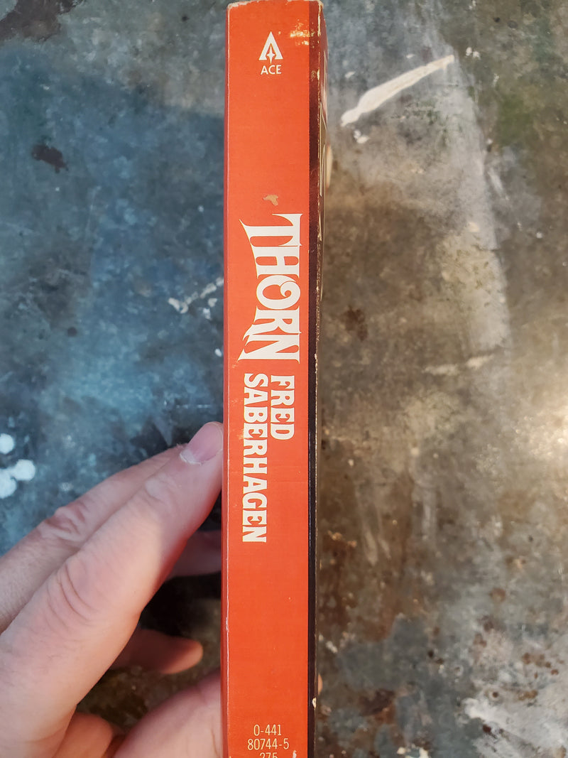 Thorn - Fred Saberhagen