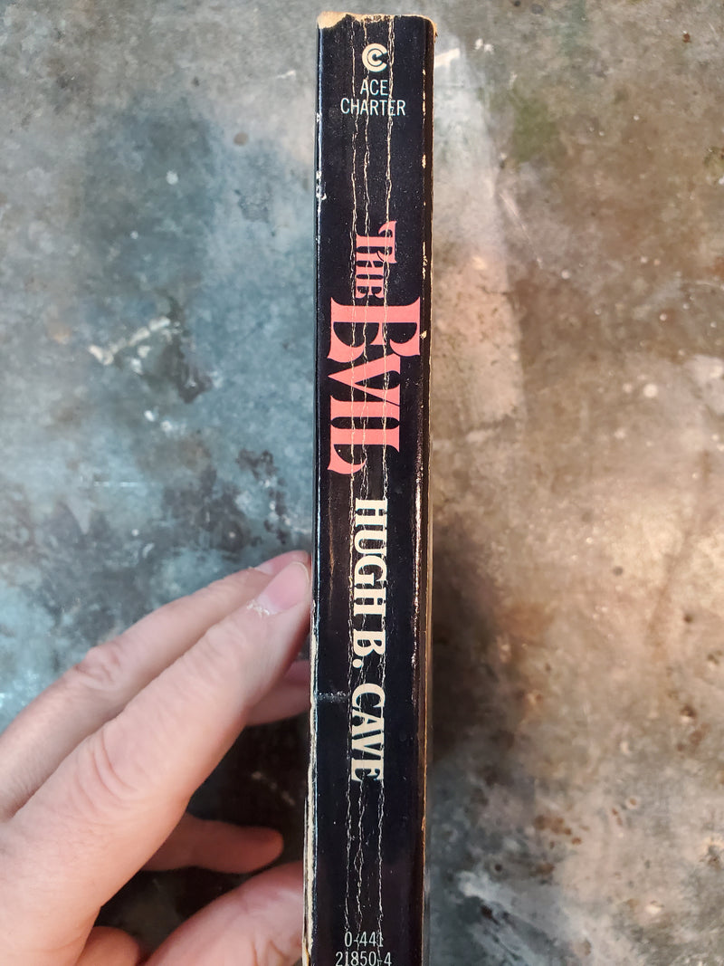 The Evil - Hugh B. Cave