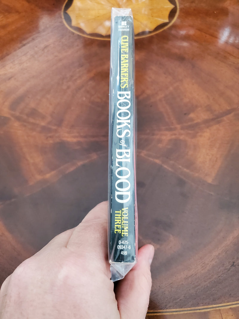 Books Of Blood: Volume Three - Clive Barker