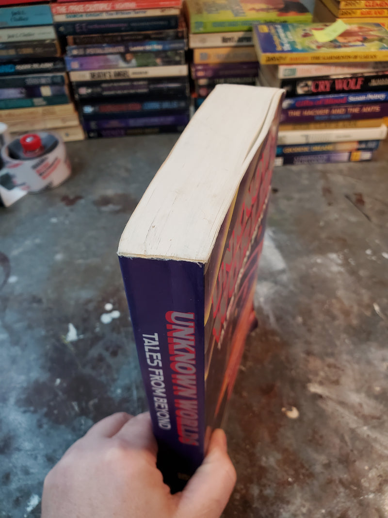 Unknown Worlds: Tales From Beyond - Stanley Schmidt & Martin H. Greenberg (editors)