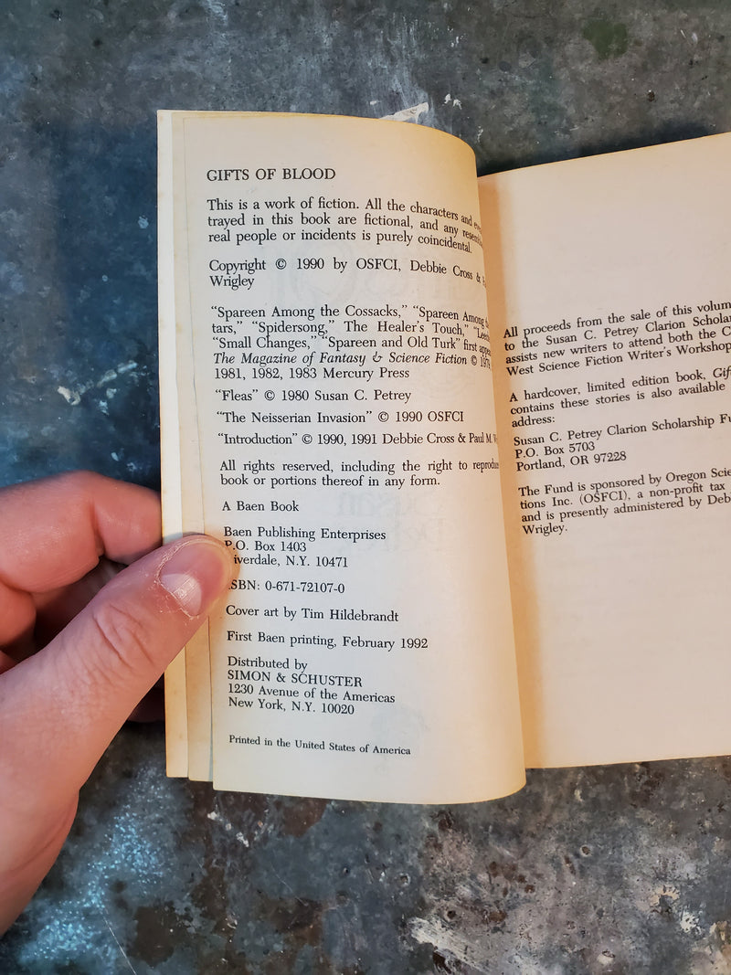 Gifts Of Blood - Susan Petrey