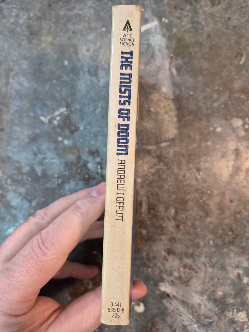 Cormac Mac Art: The Mists Of Doom - Andrew J. Offutt