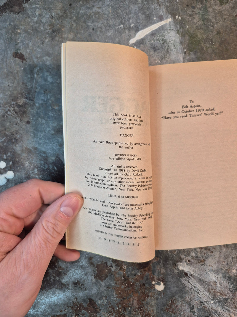 Thieves' World: Dagger - David Drake