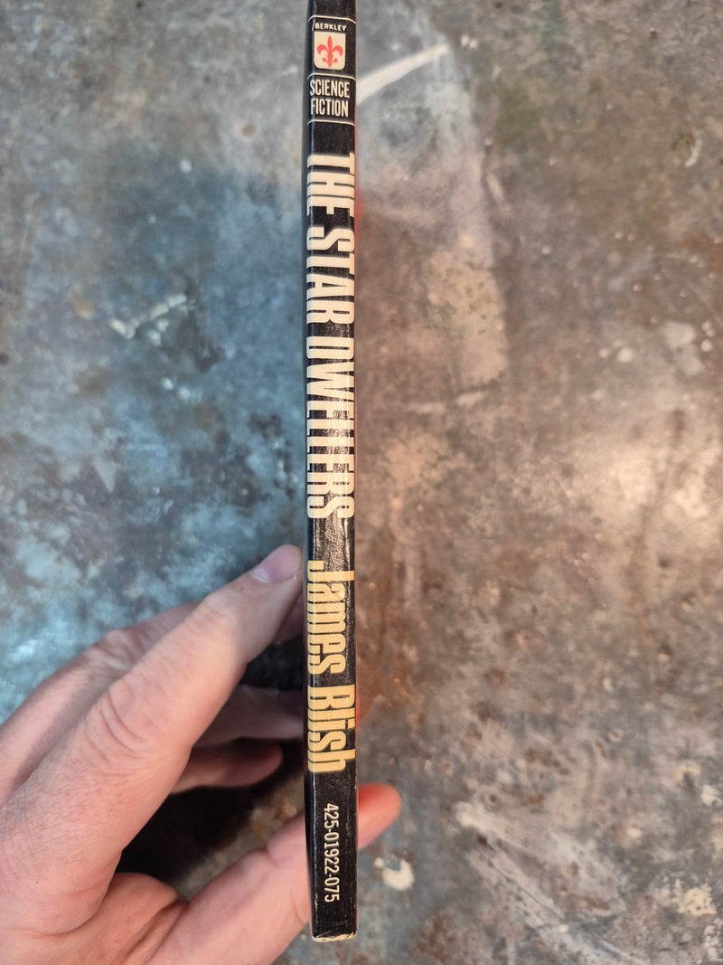 The Star Dwellers - James Blish