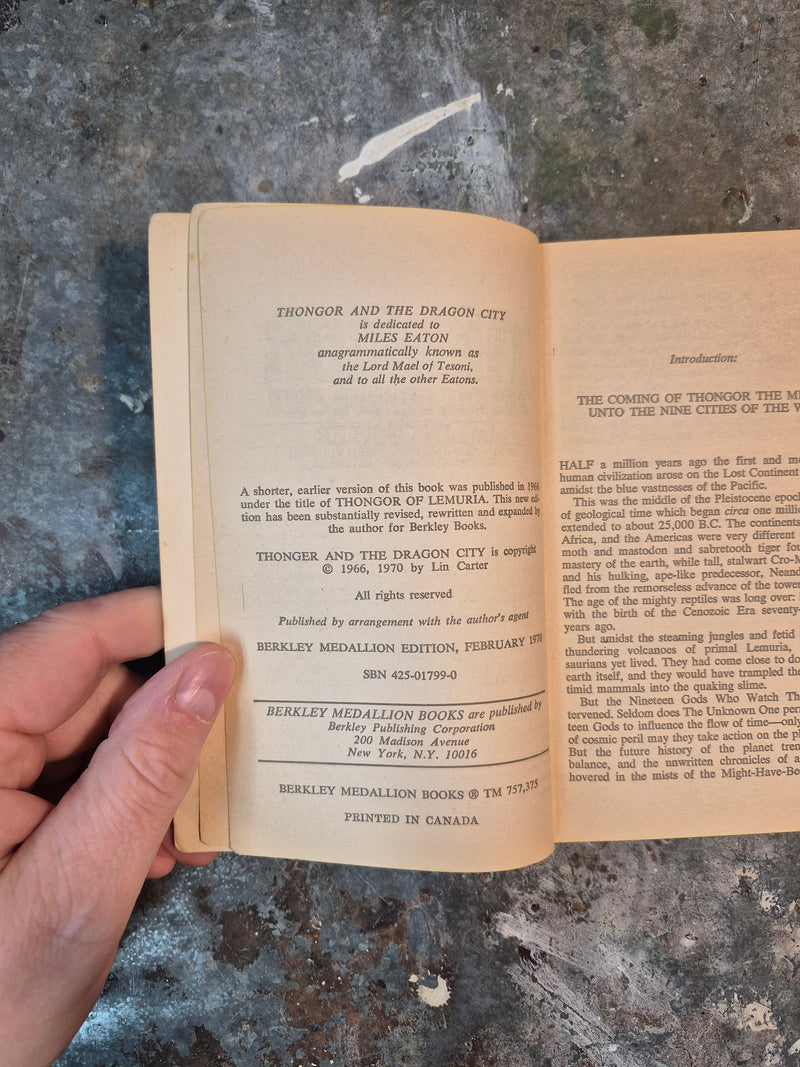 Thongor And The Dragon City - Lin Carter
