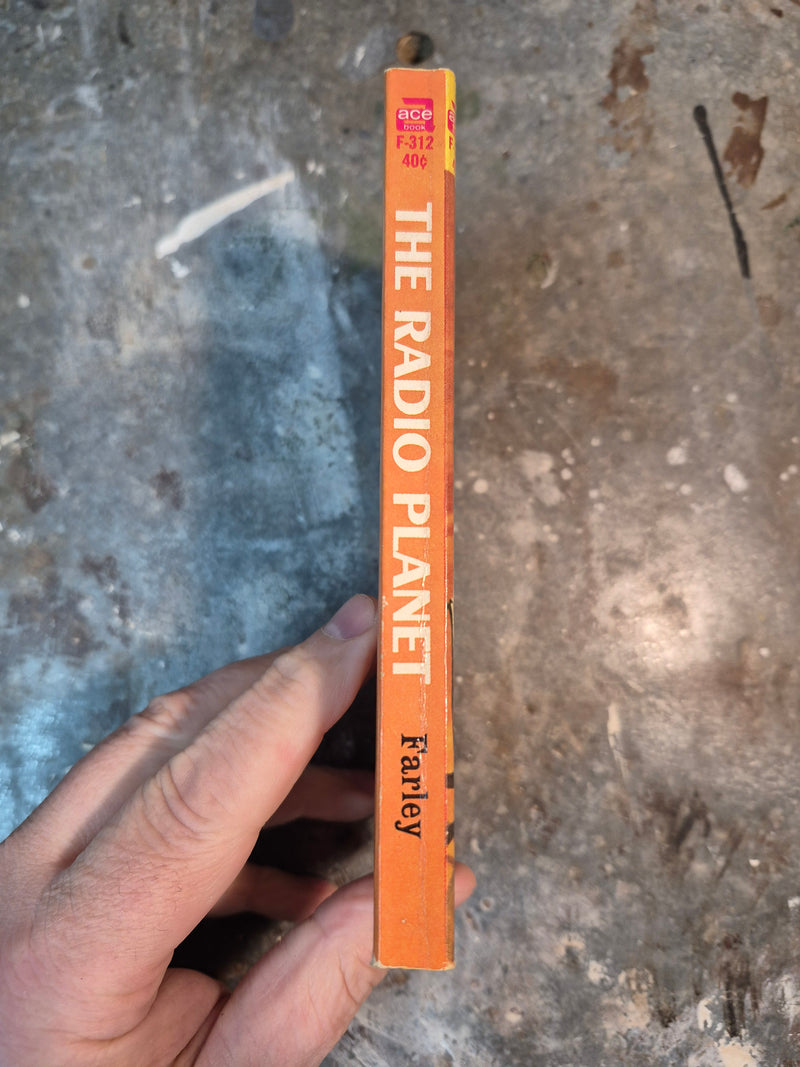 The Radio Planet - Ralph Milne Farley