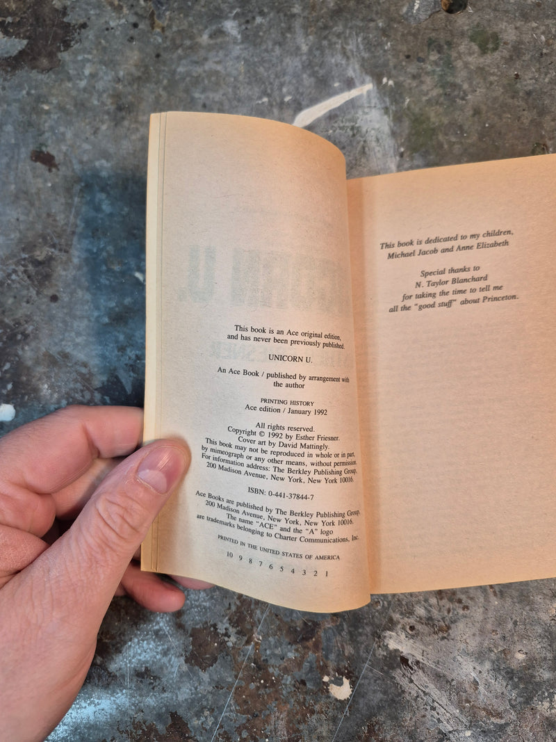 Unicorn U - Esther Friesner