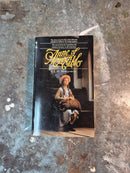 Anne Of Green Gables - Lucy Maud Montgomery