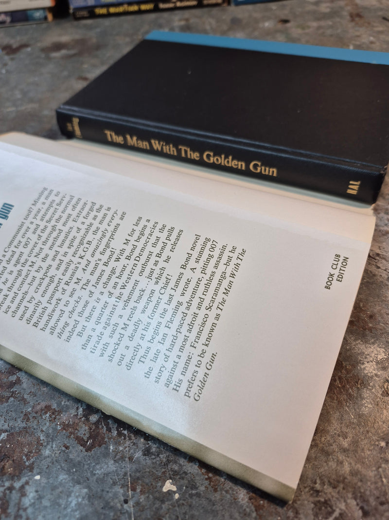 James Bond: The Man With The Golden Gun - Ian Fleming