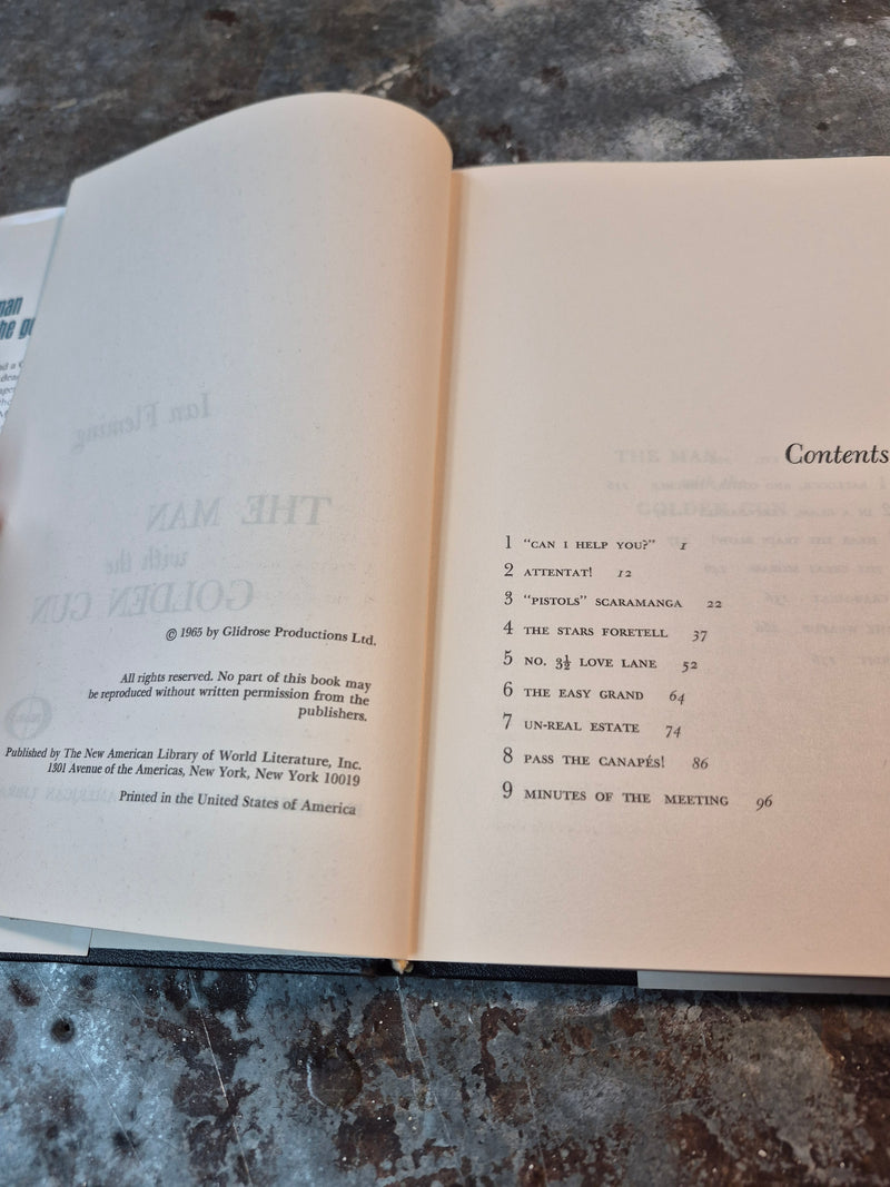 James Bond: The Man With The Golden Gun - Ian Fleming