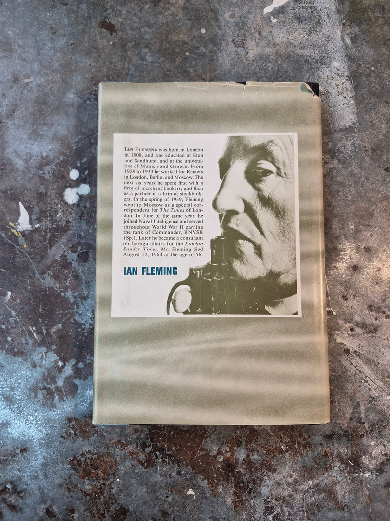 James Bond: The Man With The Golden Gun - Ian Fleming