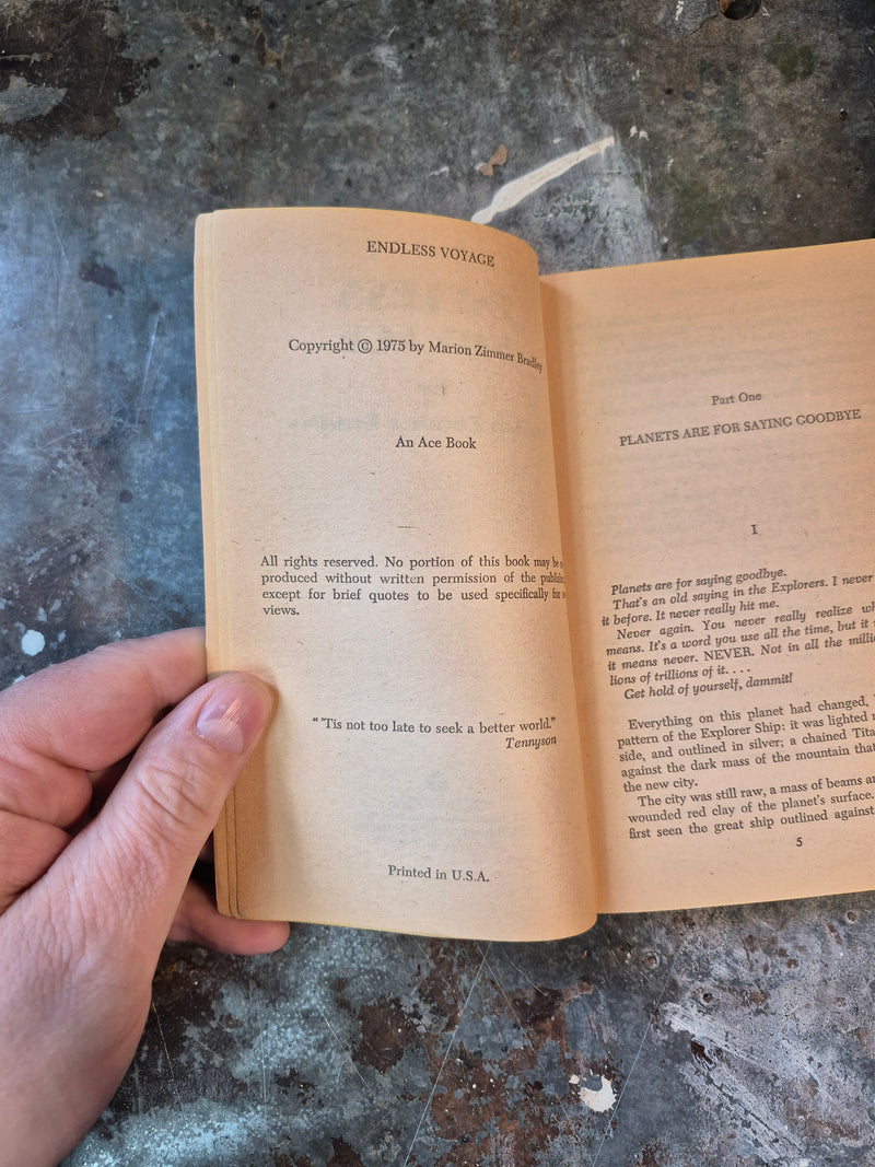 Endless Voyage - Marion Zimmer Bradley