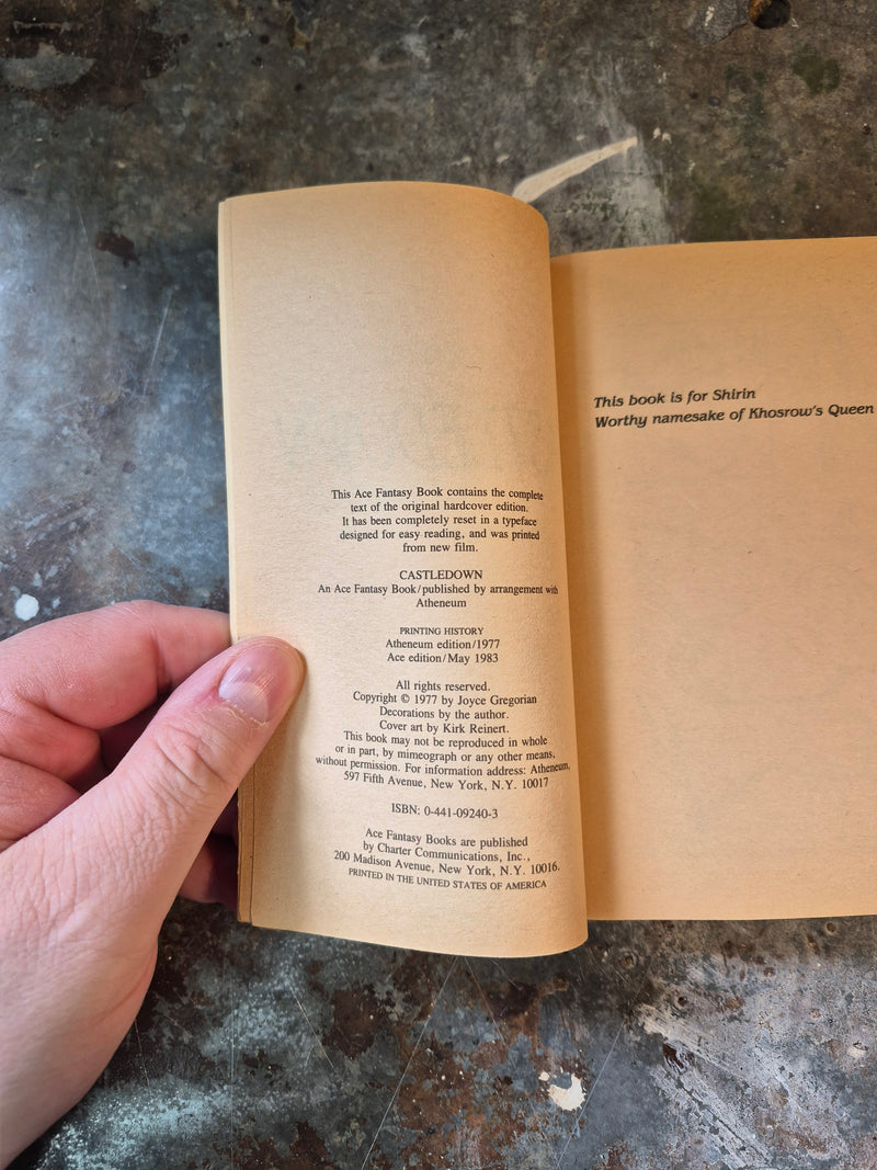 Castledown - Joyce Ballou Gregorian