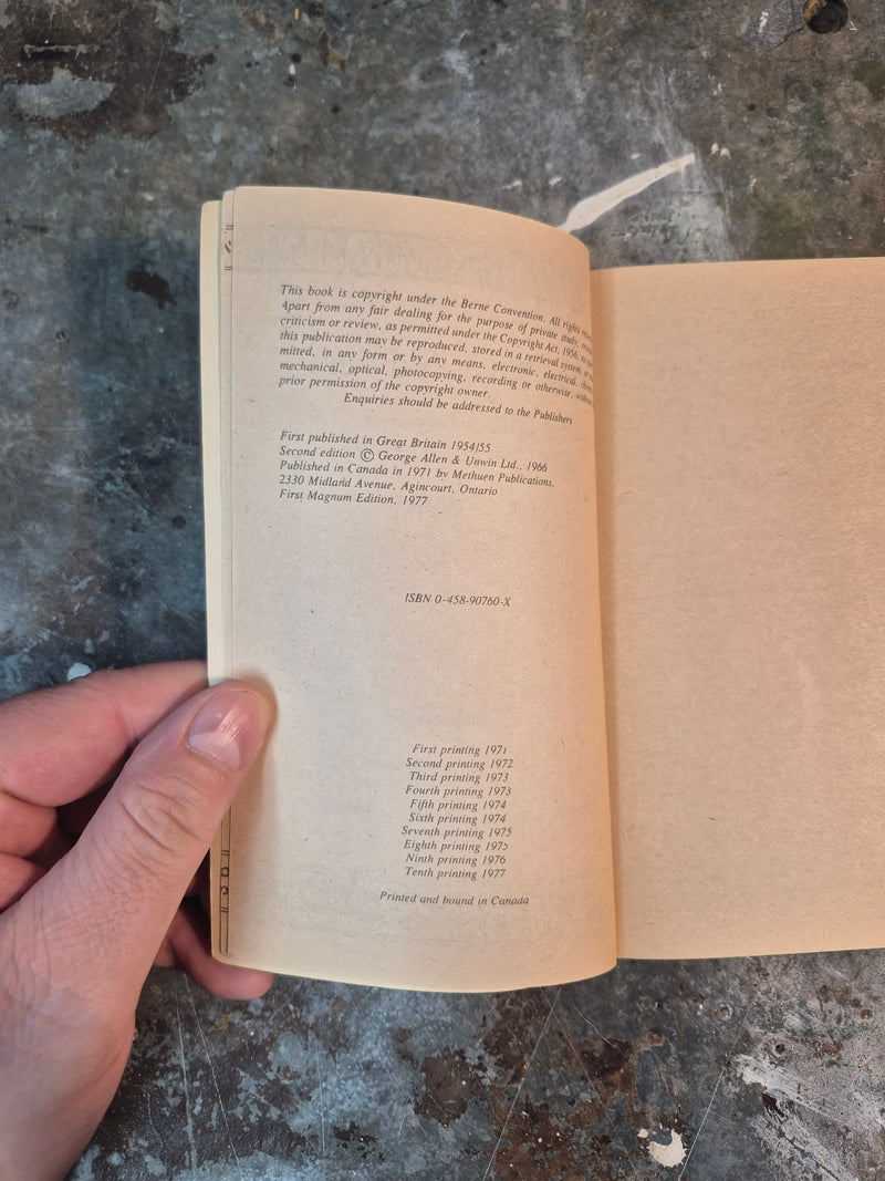The Lord Of The Rings: The Two Towers - J. R. R. Tolkien