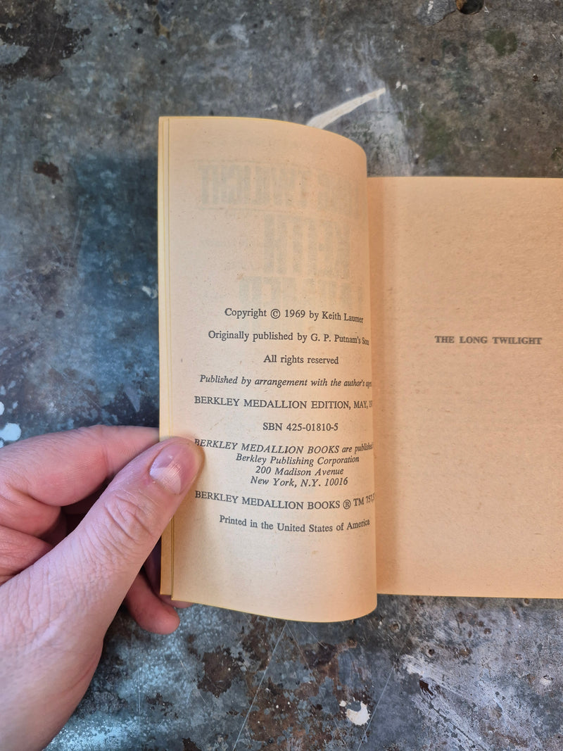 The Long Twilight - Keith Laumer