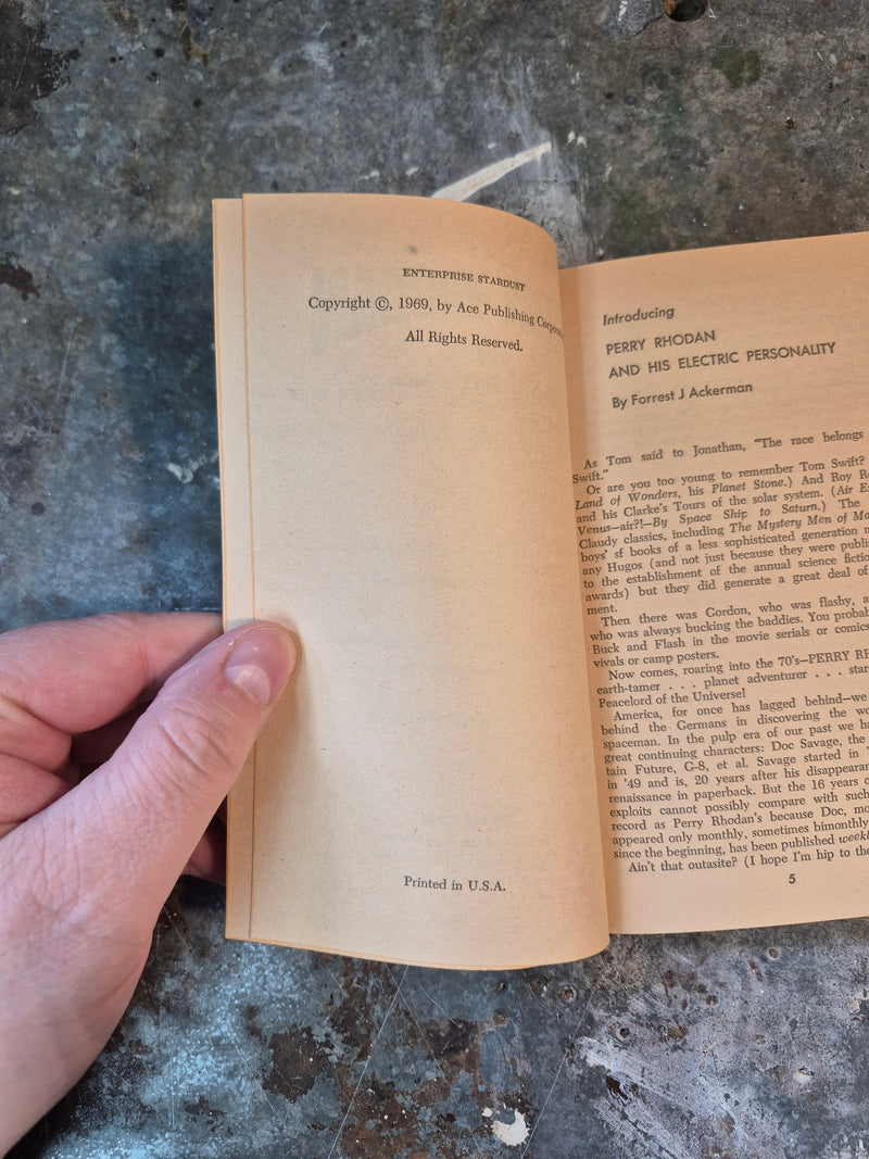 Perry Rhodan 1: Enterprise Stardust - K. H. Scheer & Walter Ernsting