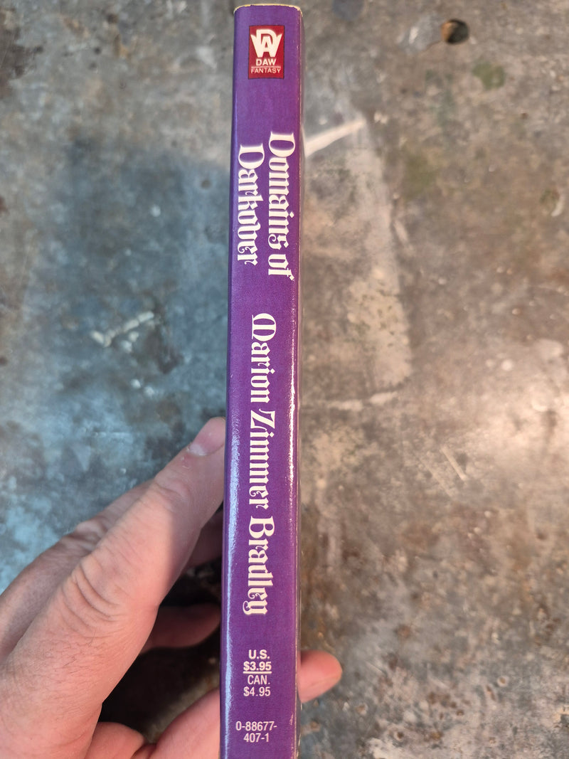 Domains Of Darkover - Marion Zimmer Bradley (editor)