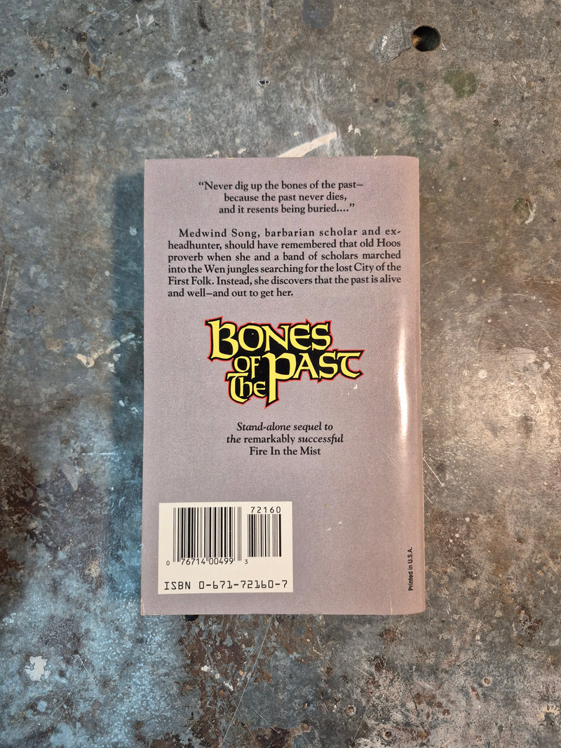 Bones Of The Past - Holly Lisle