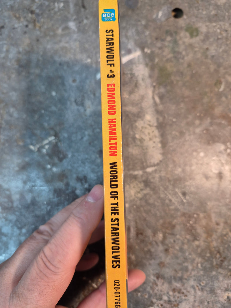 Starwolf 3: World Of The Starwolves - Edmond Hamilton