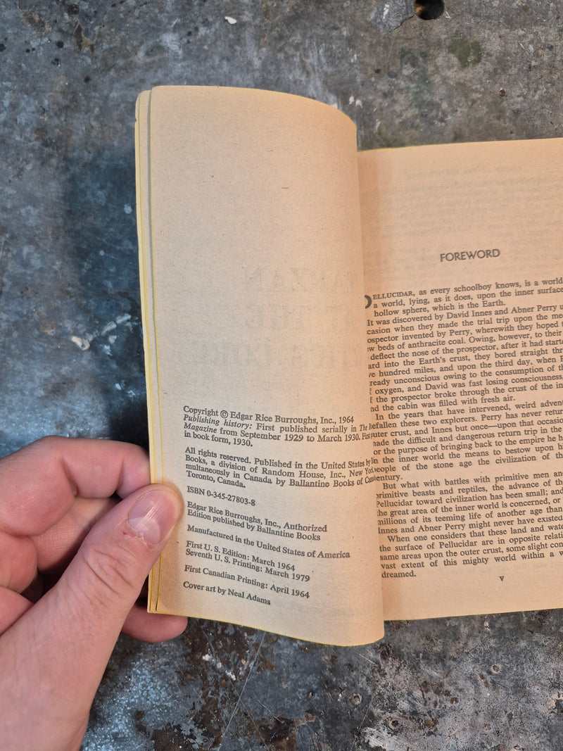 Tarzan At The Earth's Core - Edgar Rice Burroughs