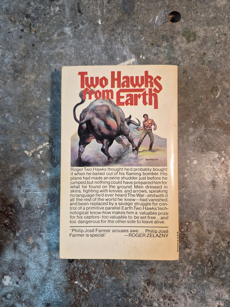 Two Hawks From Earth - Philip Jose Farmer