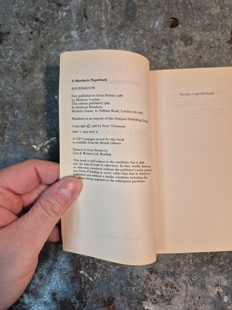 Ravenmoon - Peter Tremayne