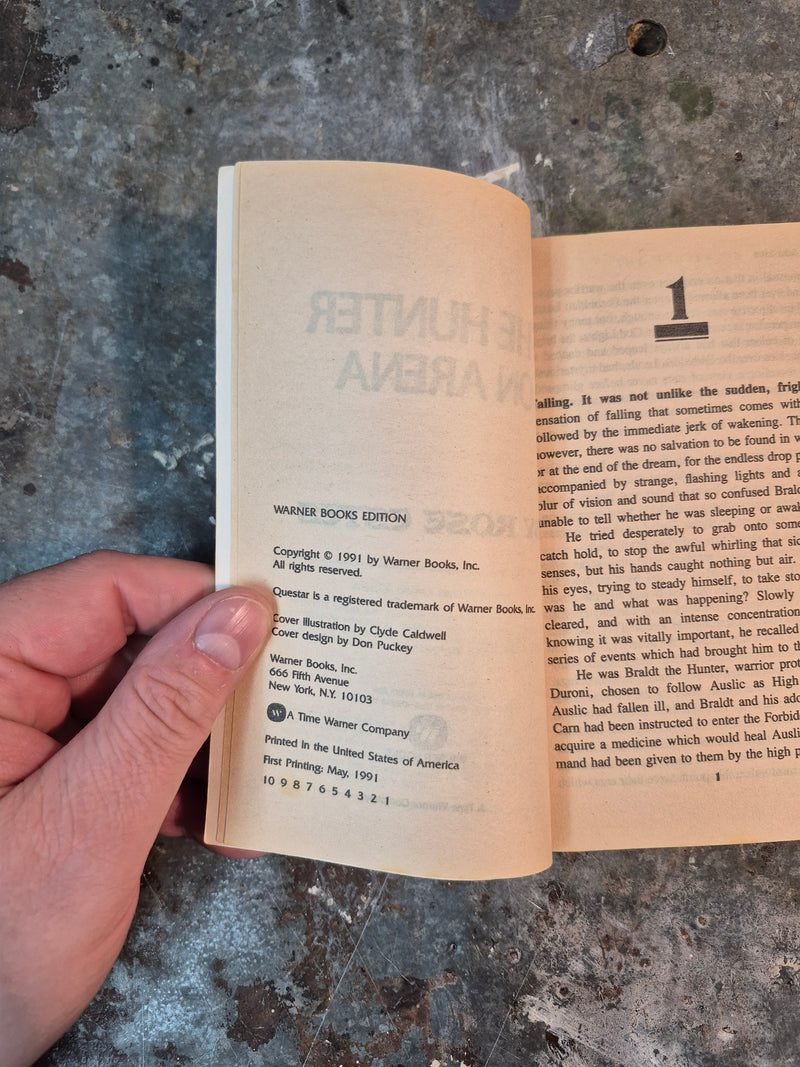 The Hunter On Arena - Rose Estes