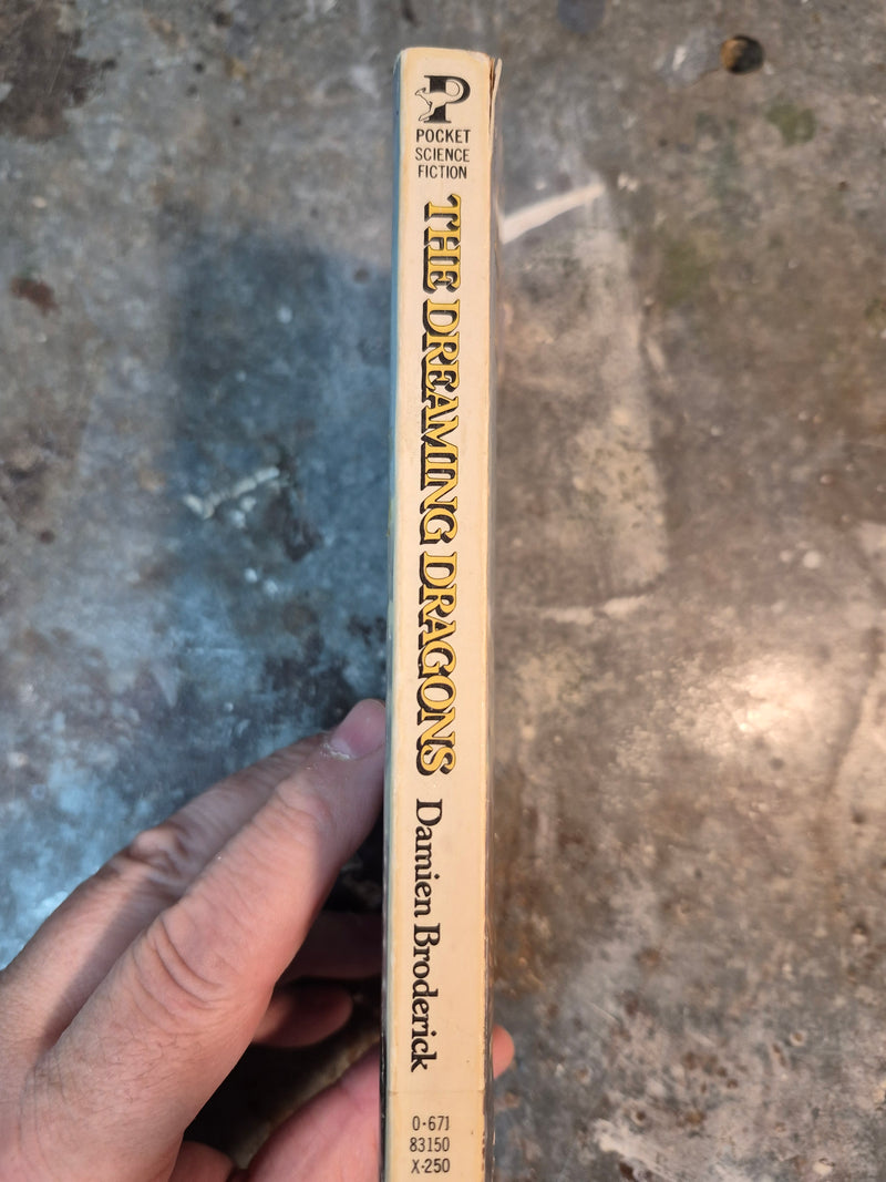 The Dreaming Dragons - Damien Broderick