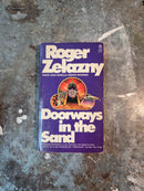 Doorways In The Sand - Roger Zelazny