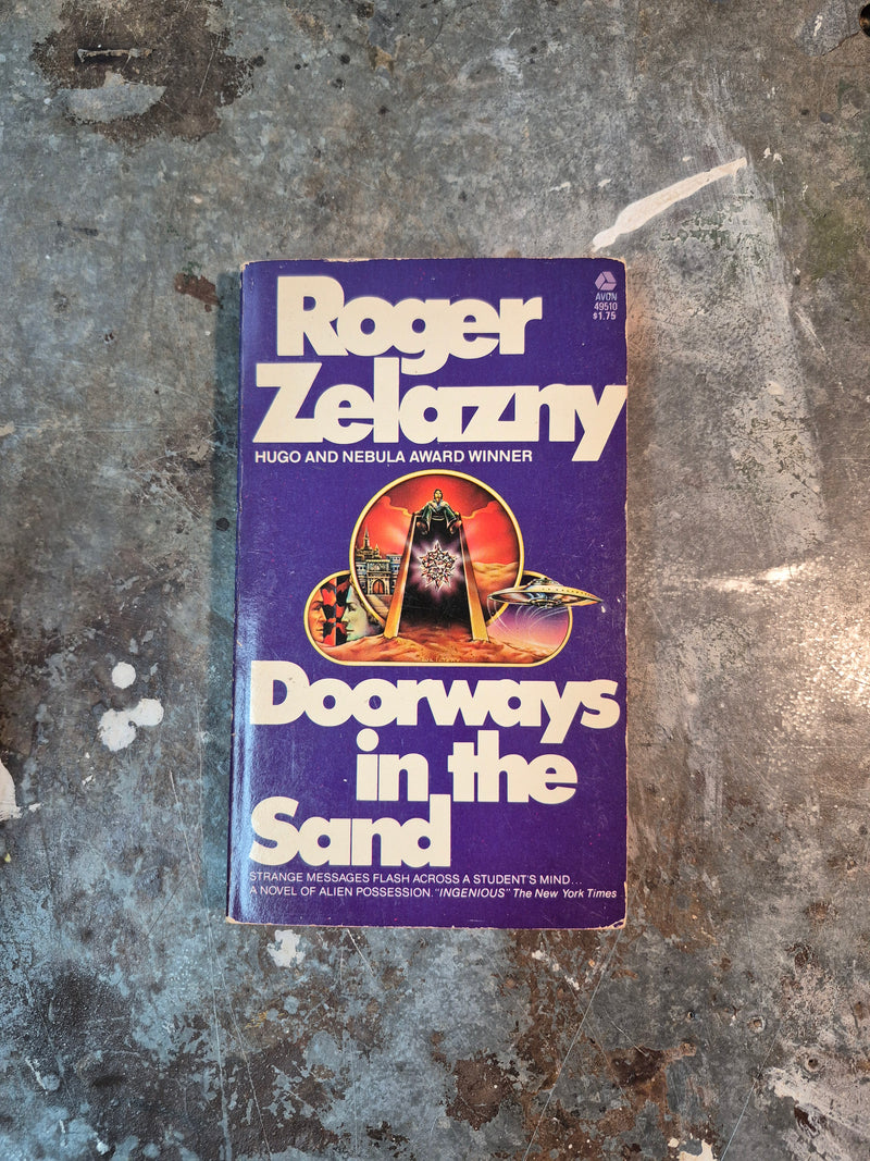Doorways In The Sand - Roger Zelazny