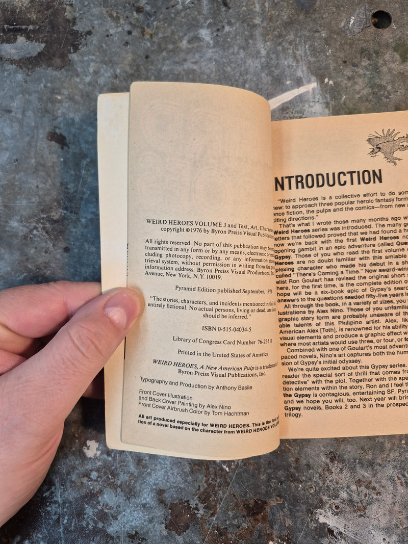 Weird Heroes 3: Quest Of The Gypsy - Ron Goulart