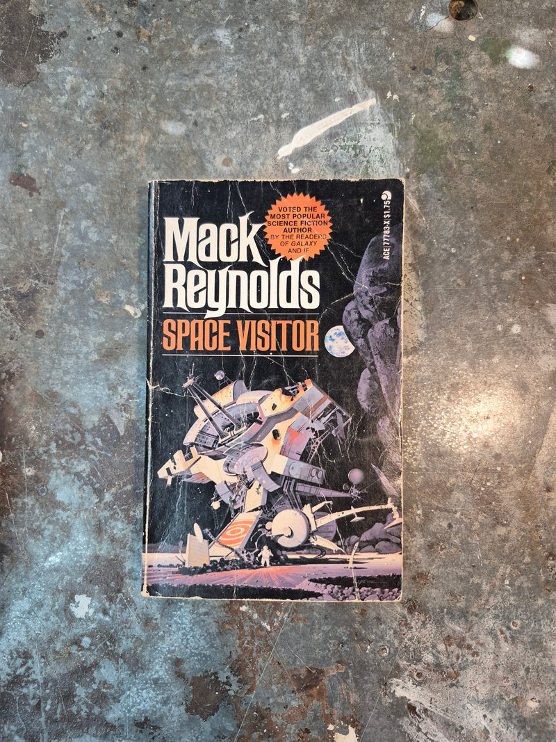 Space Visitor - Mack Reynolds